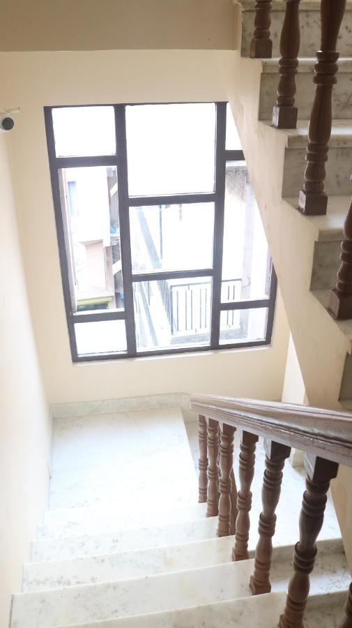 Nepalaya Home Hostel Kathmandu Buitenkant foto