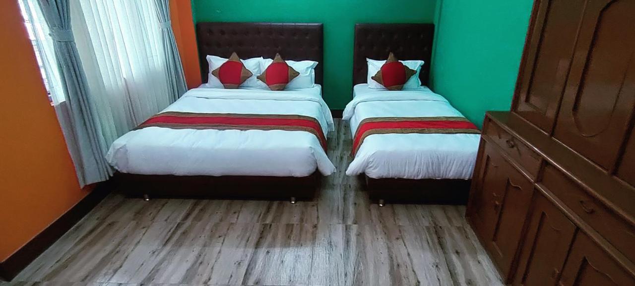 Nepalaya Home Hostel Kathmandu Buitenkant foto