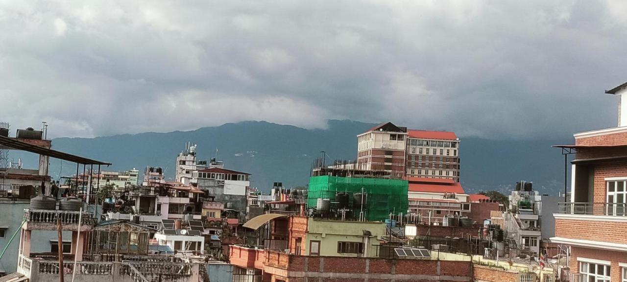 Nepalaya Home Hostel Kathmandu Buitenkant foto